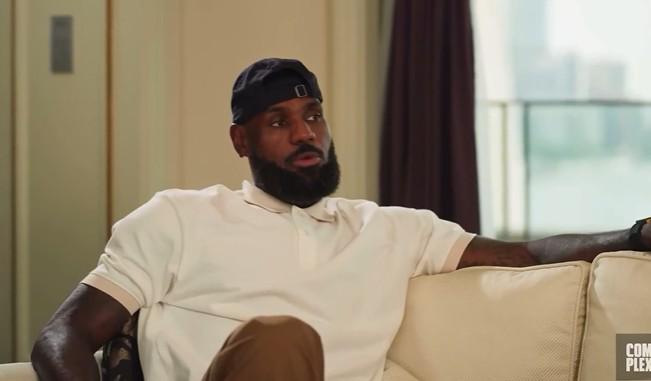 上面写着我 上面写着我