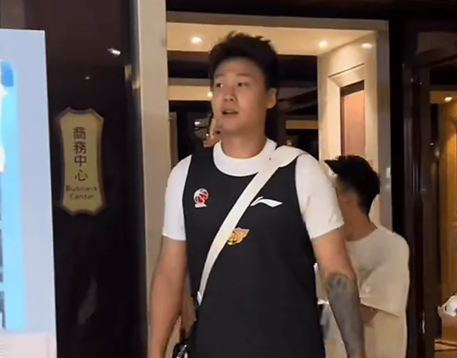 最终造成他, 在广东队内